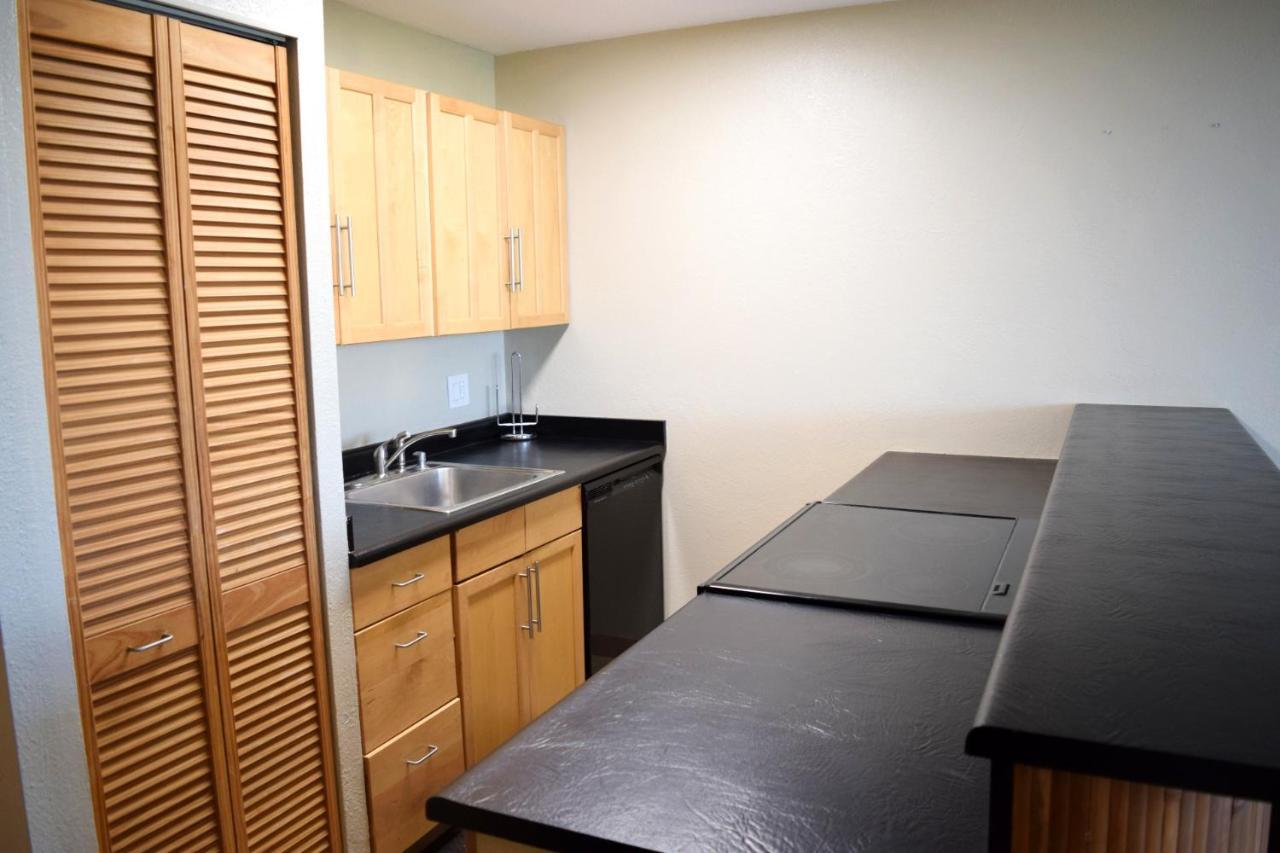 Beautiful Private Condo Walking Distance To Beach Mv2321 Kihei Buitenkant foto